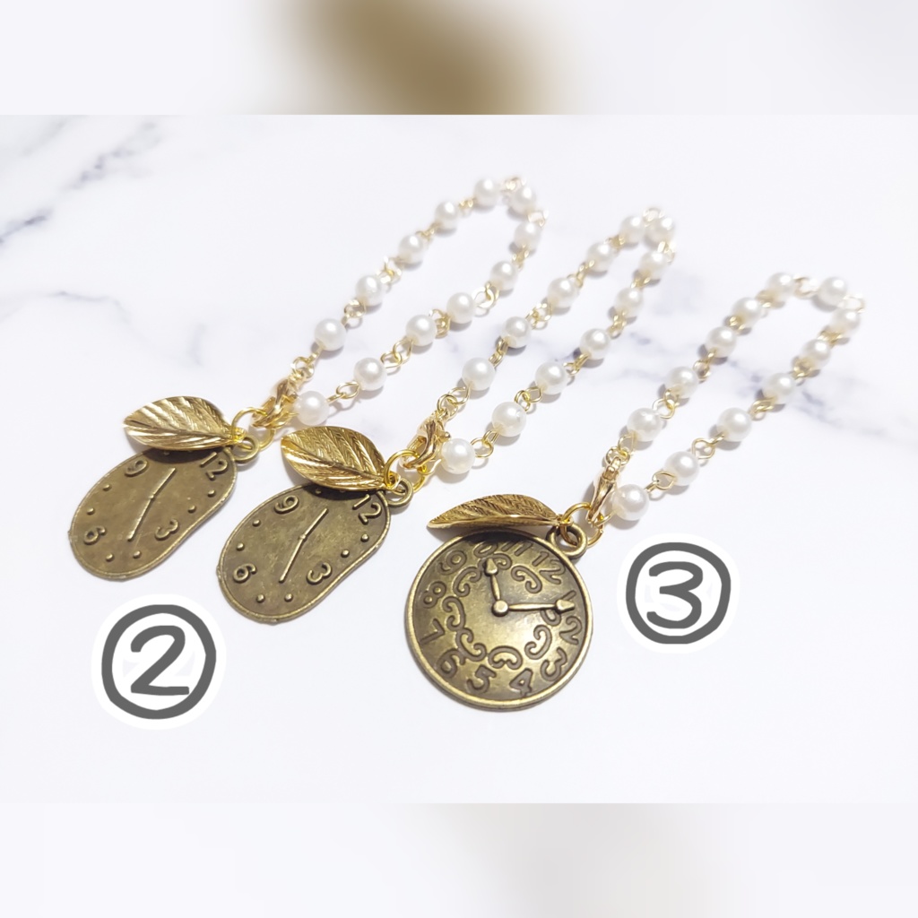 不思議の国の時計ポシェット