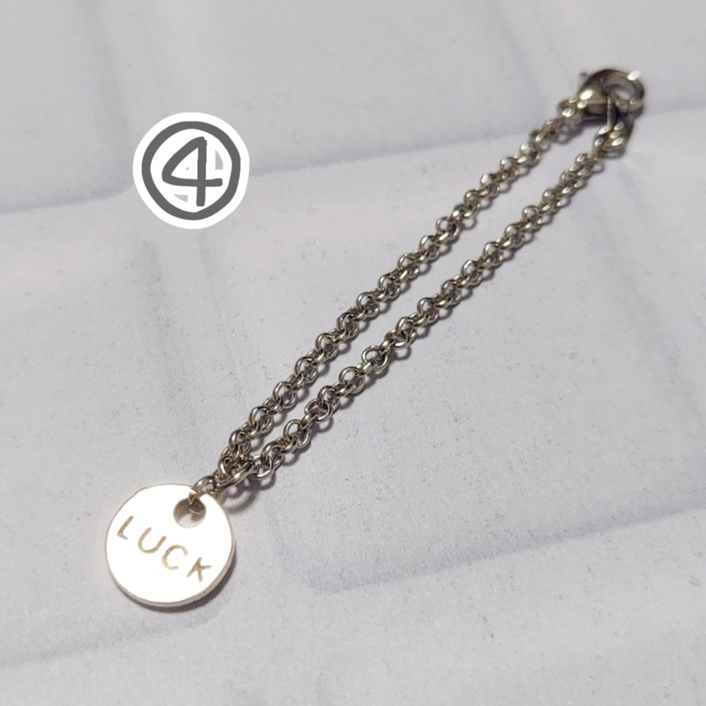 六分の一サイズ シンプルチャームのネックレス