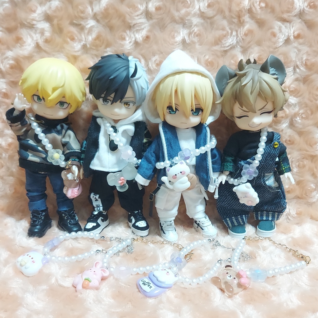 ネックレス、ポシェット