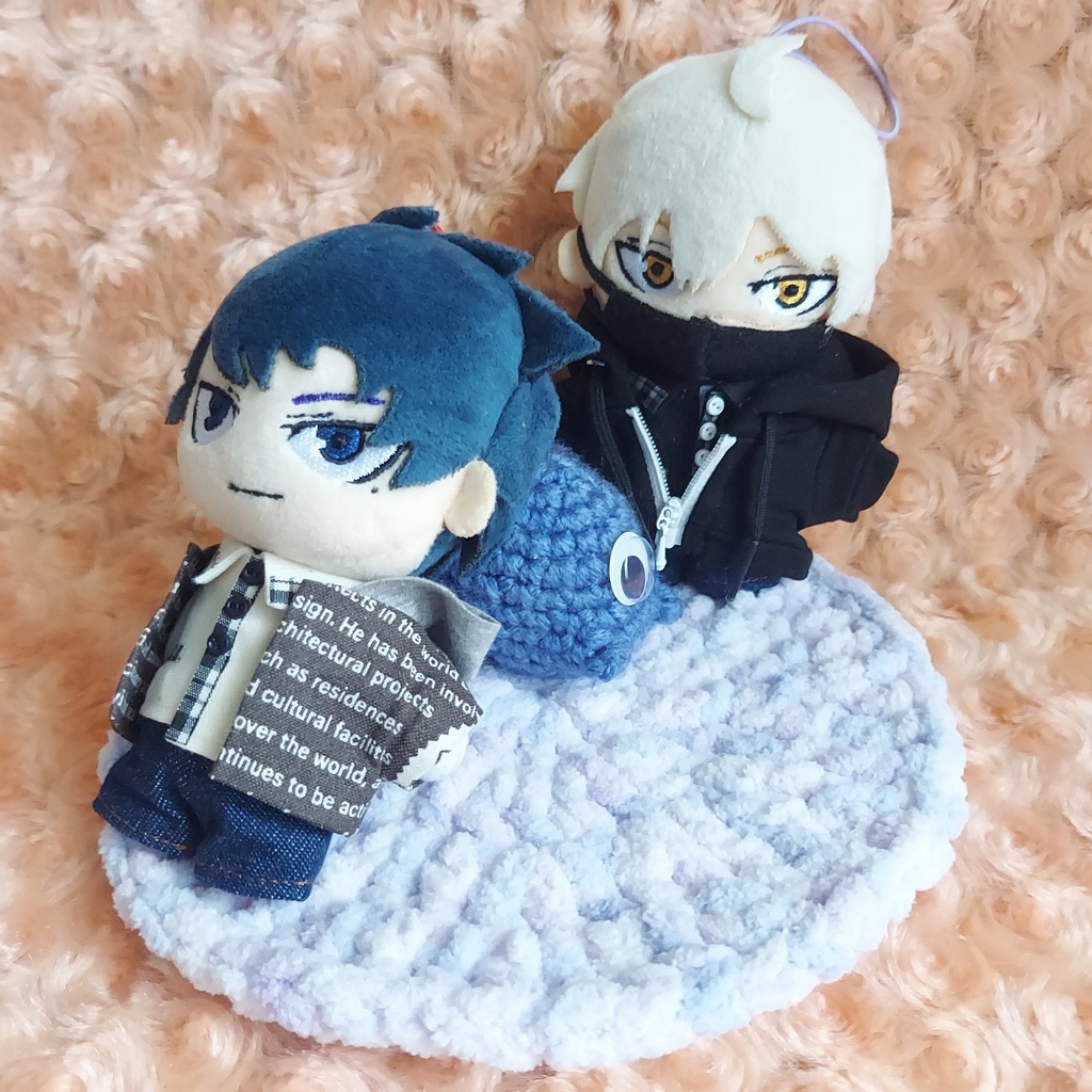 もこもこラグ、おばけちゃんクッション