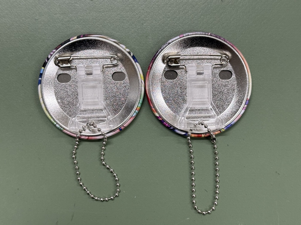 『受注生産商品』缶バッジ 2種セット