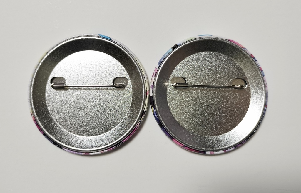 『受注生産商品』堕天みろ缶バッジ 2種セット