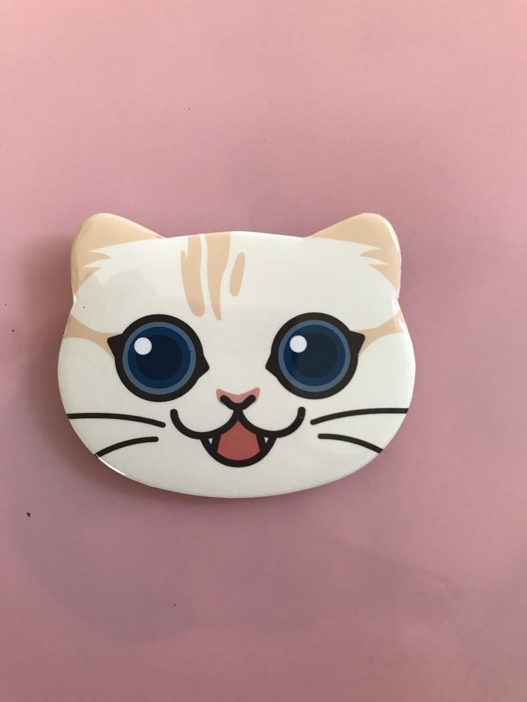 ほたて笑顔缶バッジ