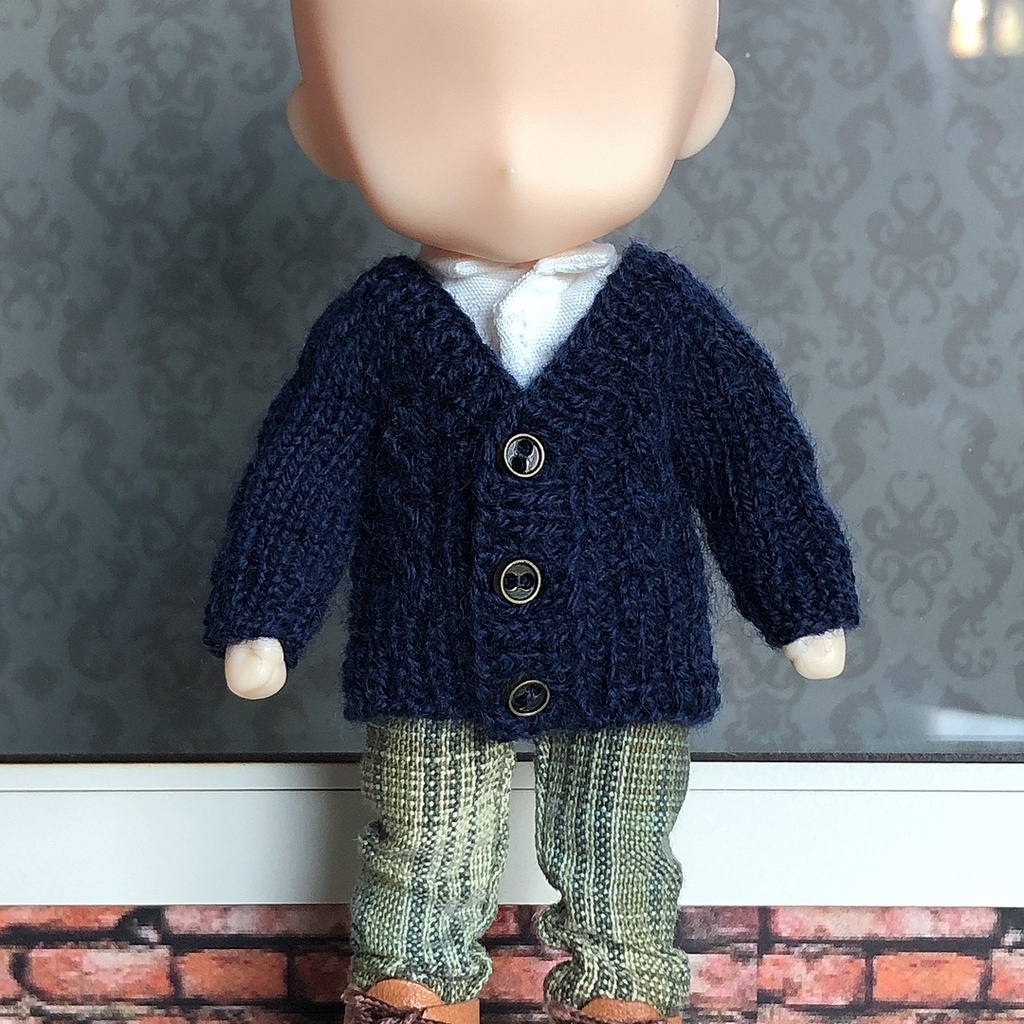 1/12ドールサイズ Vネックカーディガン