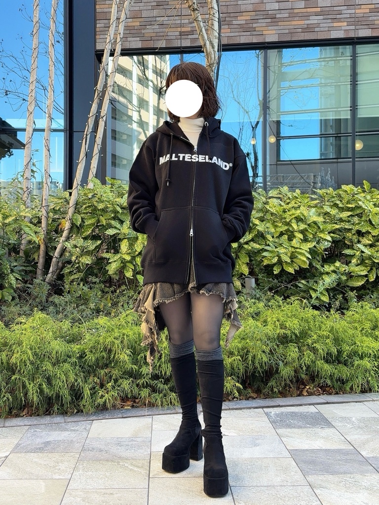 胡桃 デザインダブルジップパーカー BLACK