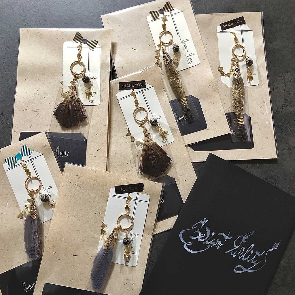 サバナクロー寮イメージアクセサリー テール バッグチャーム