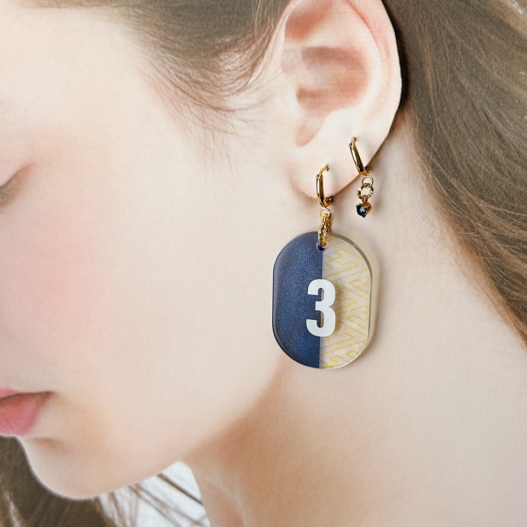 刀剣乱舞イメージアクセサリー タグ風ホロ入りピアス