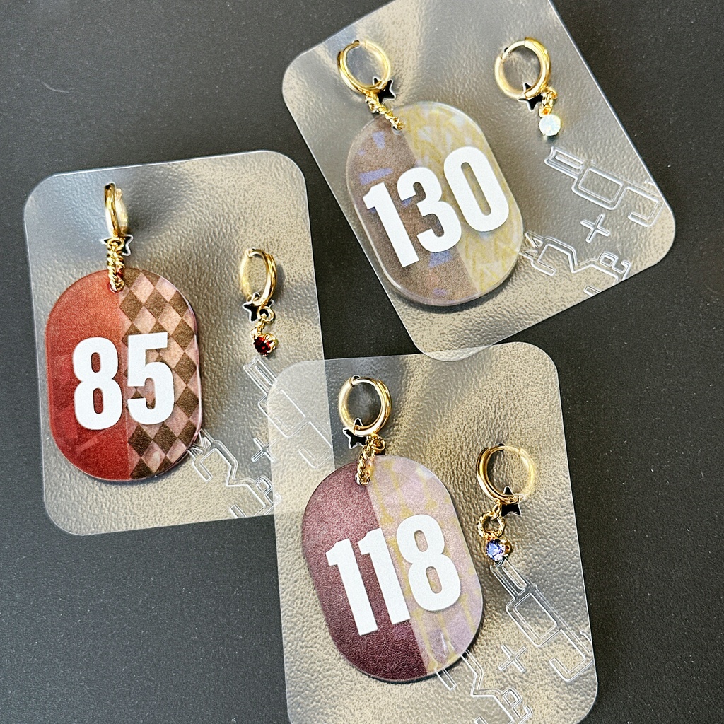 刀剣乱舞イメージアクセサリー タグ風ホロ入りピアス