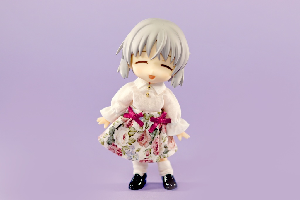 無地フリル袖シャツ(全2色)