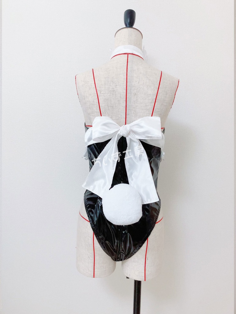 【黒】エナメルバニーガール衣装 Mサイズ(シャツ風前掛け付き)