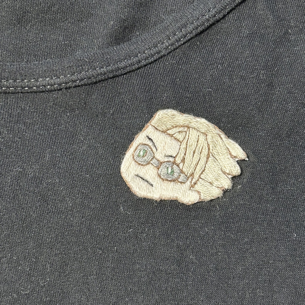 【刺繍ブローチ】ナナミンお顔ブローチ