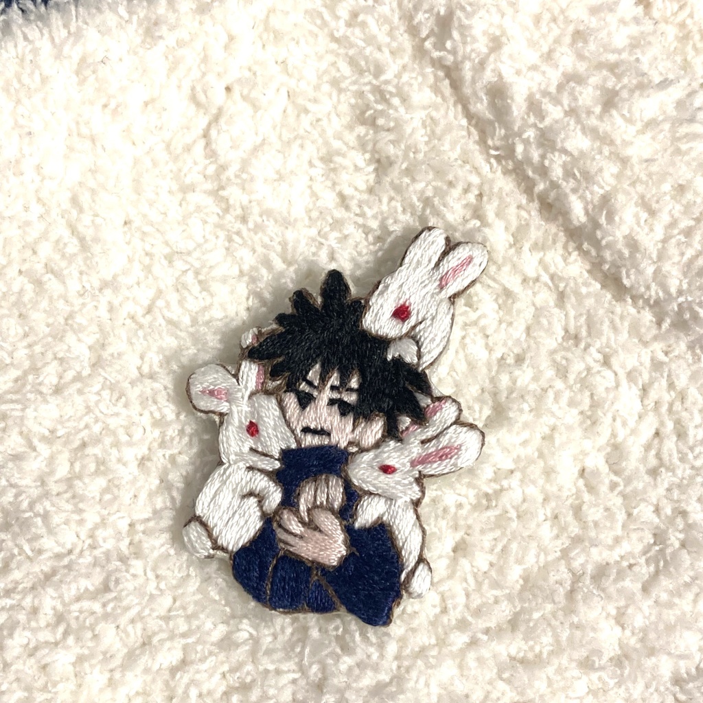 【刺繍ブローチ】脱兎めぐみくん