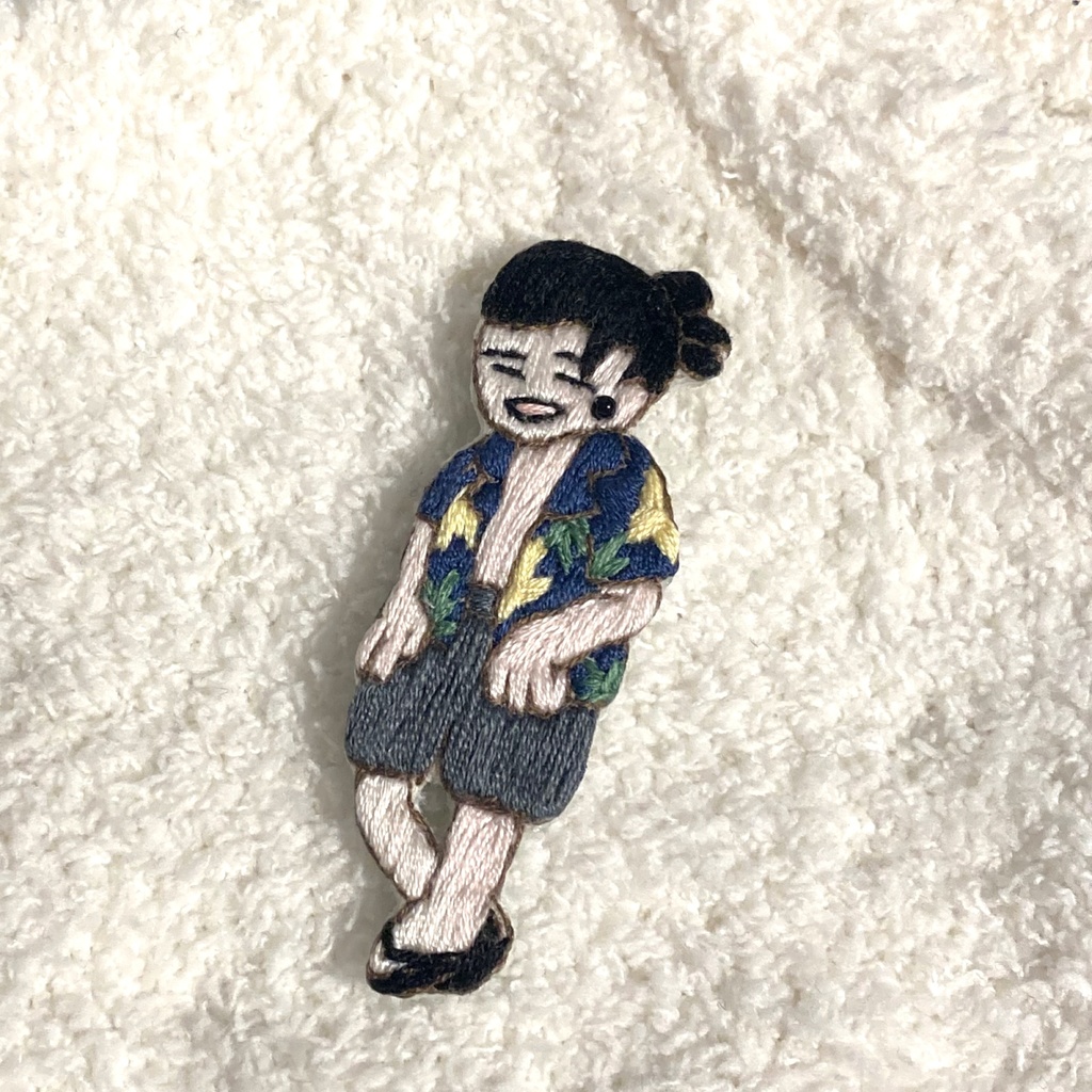 【刺繍ブローチ】沖縄すぐるくん