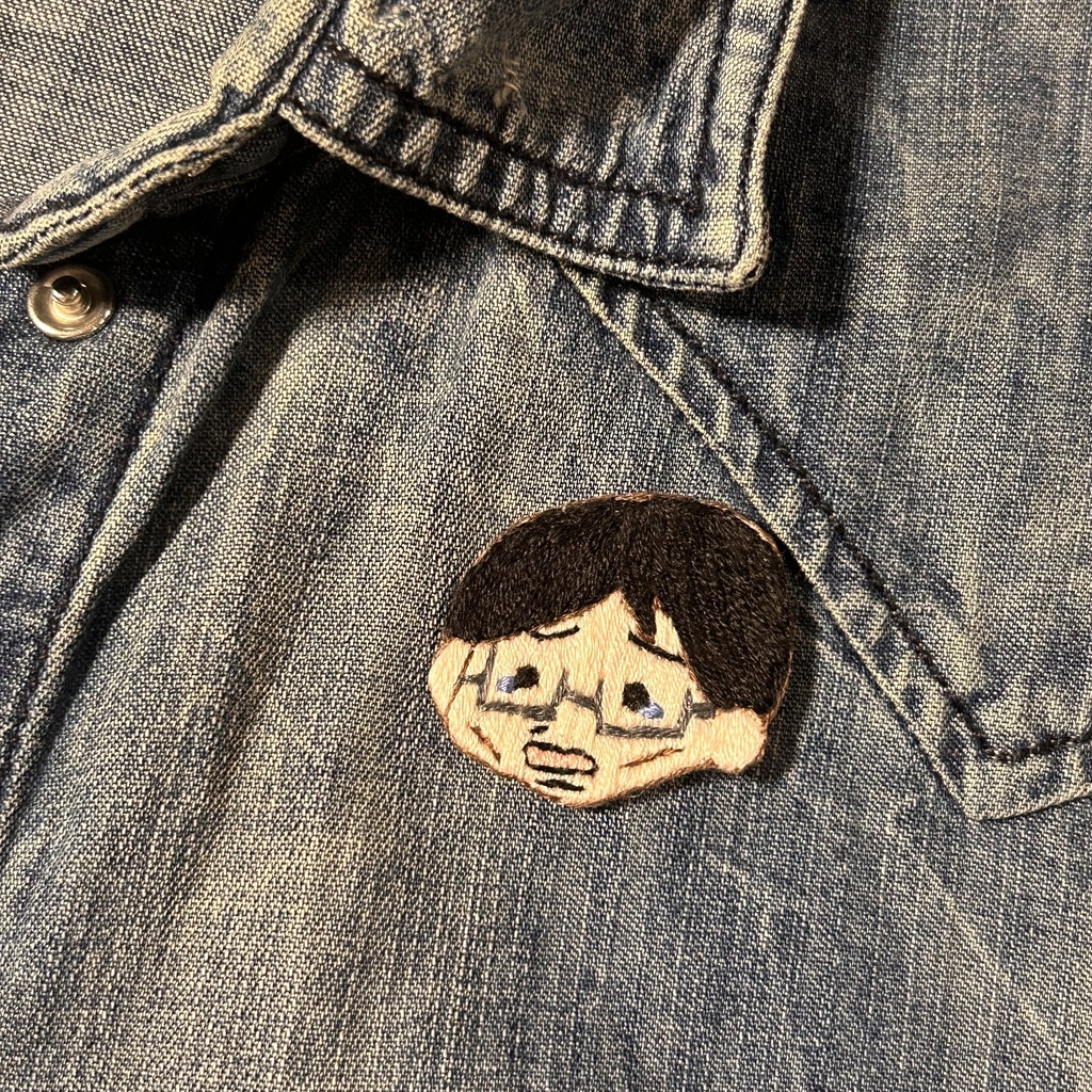 【刺繍ブローチ】え〜顔いじぴ刺繍ブローチ