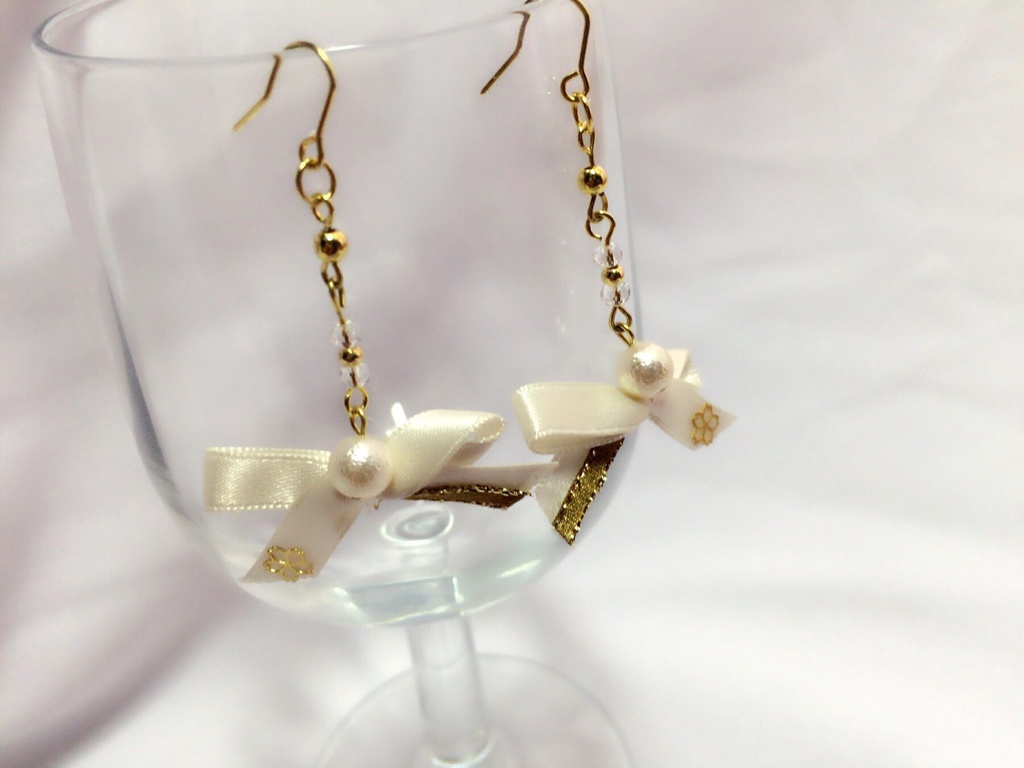 【刀剣乱舞イメージ】リボンチャームピアス・イヤリング