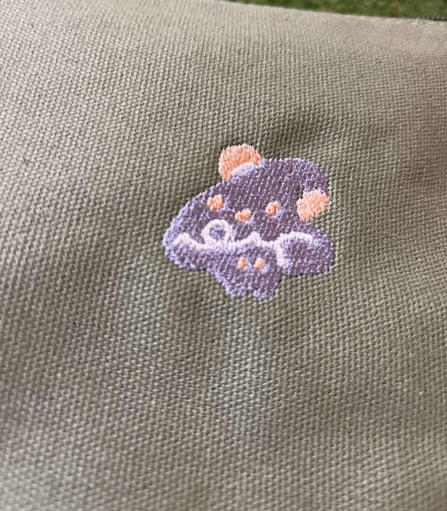 マスコット*刺繡ポーチ