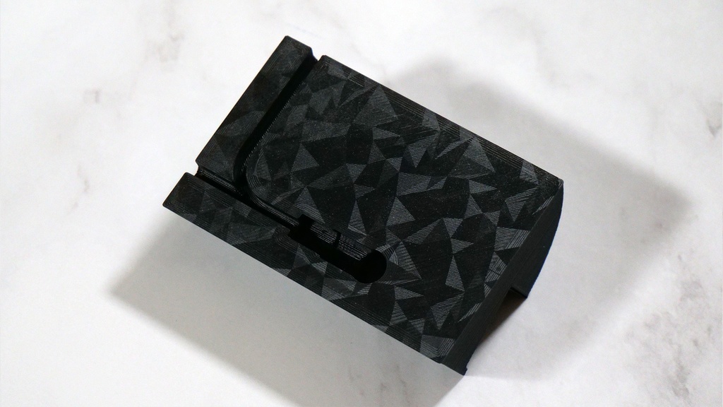 RG35XXPlus用マグネット充電スタンド