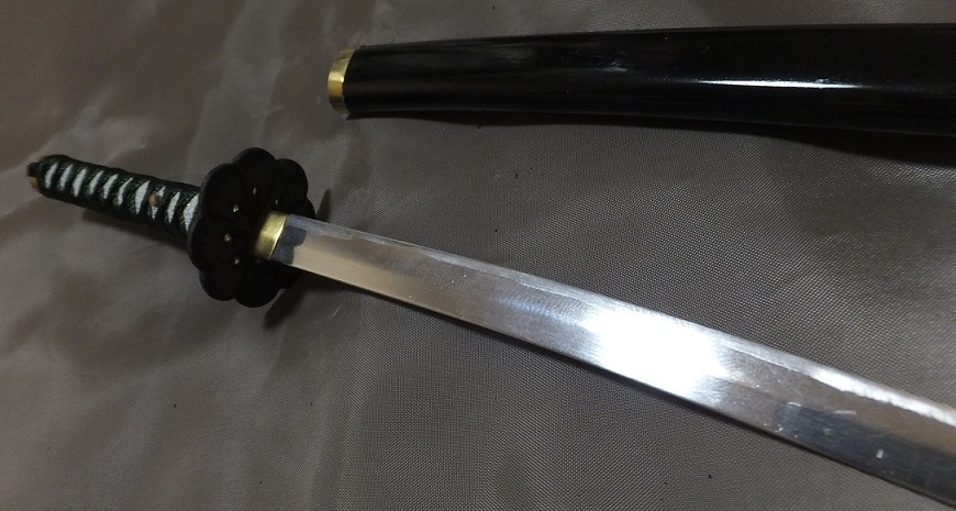 首の武器屋　　1/3　日本刀　（梅鍔）　物干し竿