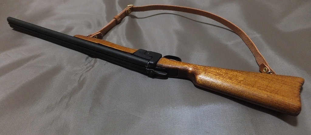 首の武器屋　　1/3ｻｲｽﾞ　　水平二連散弾銃　フルスクラッチ
