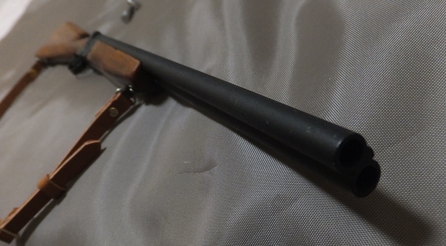首の武器屋　　1/3ｻｲｽﾞ　　水平二連散弾銃　フルスクラッチ