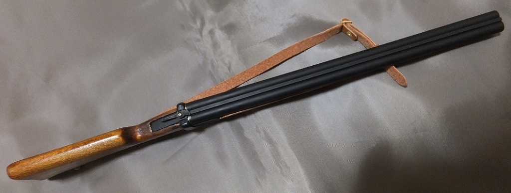 首の武器屋　　1/3ｻｲｽﾞ　　水平二連散弾銃　フルスクラッチ