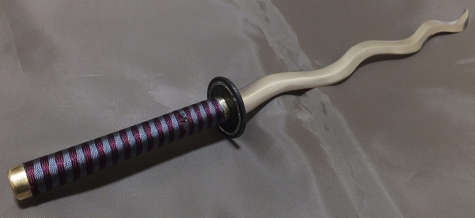 首の武器屋　1/3ｻｲｽﾞ　　蛇刀　　