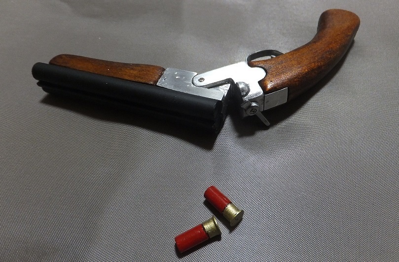 首の武器屋　1/3サイズ　水平二連散弾銃（ソウドオフ）