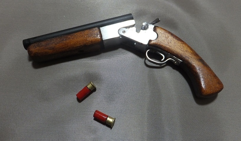 首の武器屋　1/3サイズ　水平二連散弾銃（ソウドオフ）