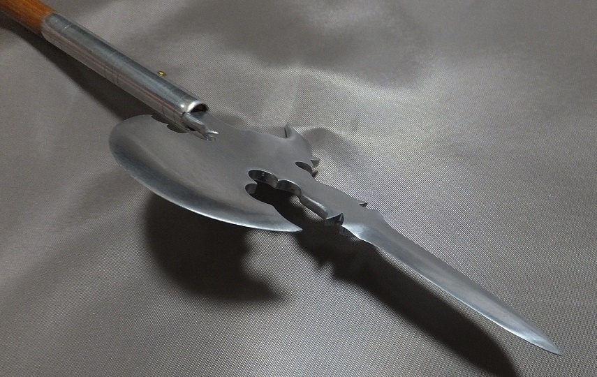 首の武器屋　1/3　ハルバート　Ａ（ケヤキ色）