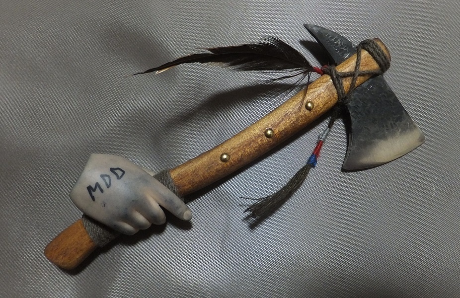 首の武器屋　1/3　トマホーク（インディアンの手斧）