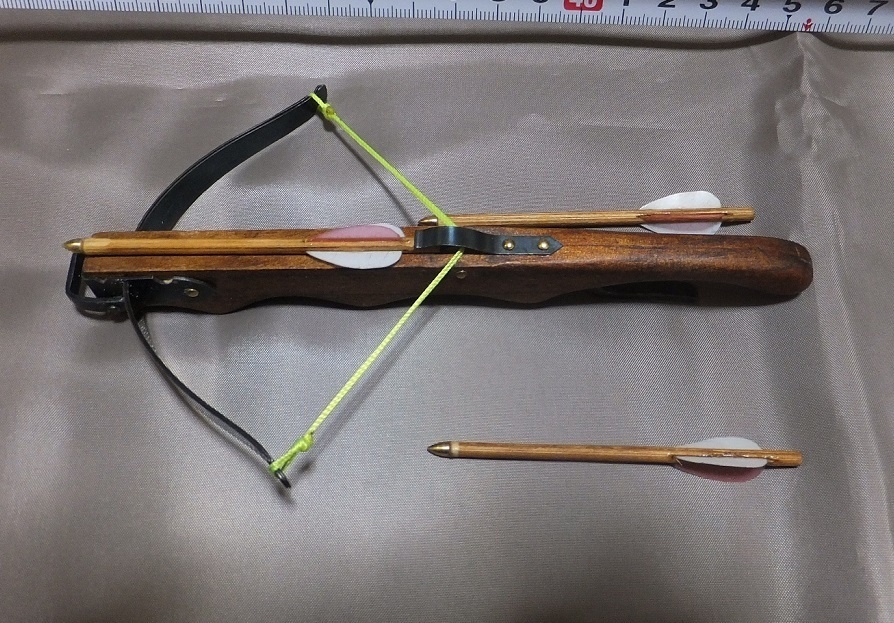 首の武器屋　1/3ｻｲｽﾞ　中世タイプ　クロスボウ　　ﾌﾙｽｸﾗｯﾁ