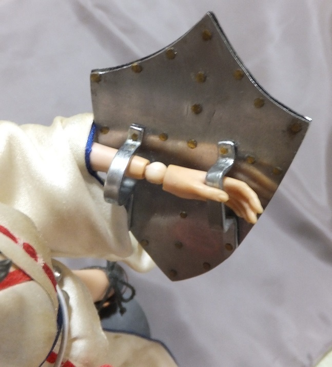 首の武器屋　１／６サイズ　スモールシールド　