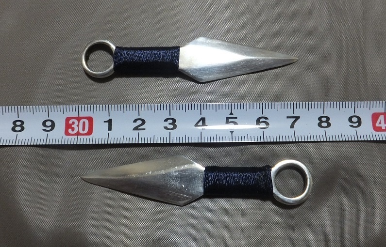首の武器屋　1/3ｻｲｽﾞ　　苦無（クナイ）　濃紺