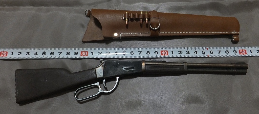 首の武器屋　1/3ｻｲｽﾞ　ウィンチェスター風ライフル＆皮ケース