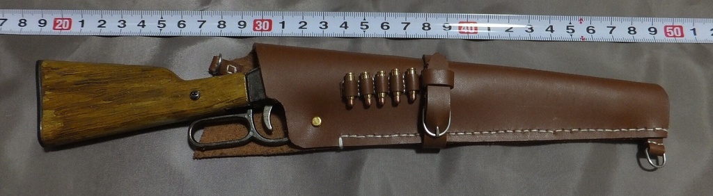 首の武器屋　1/3サイズ　　ウィチェスターライフル＆皮革ケース