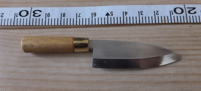 首の武器屋　1/3ｻｲｽﾞ　出刃包丁　A