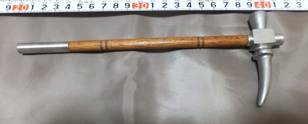 首の武器屋　1/3ｻｲｽﾞ　　戦槌　A