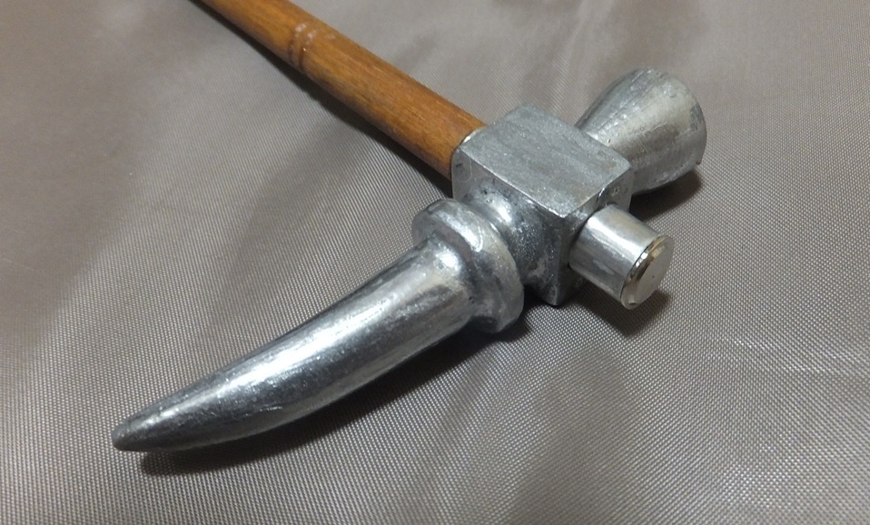 首の武器屋　1/3ｻｲｽﾞ　戦槌　B