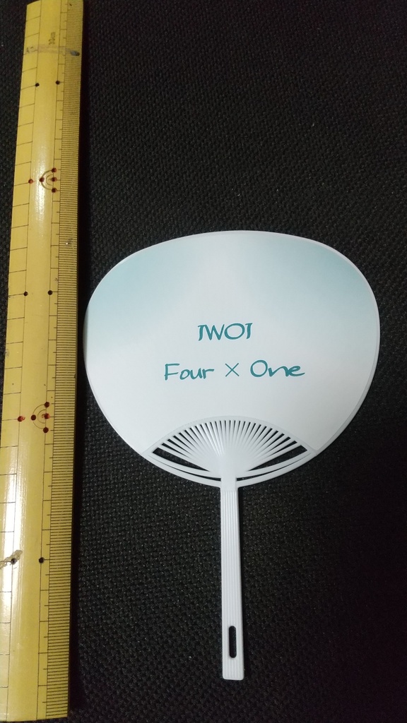 岩及ミニうちわ