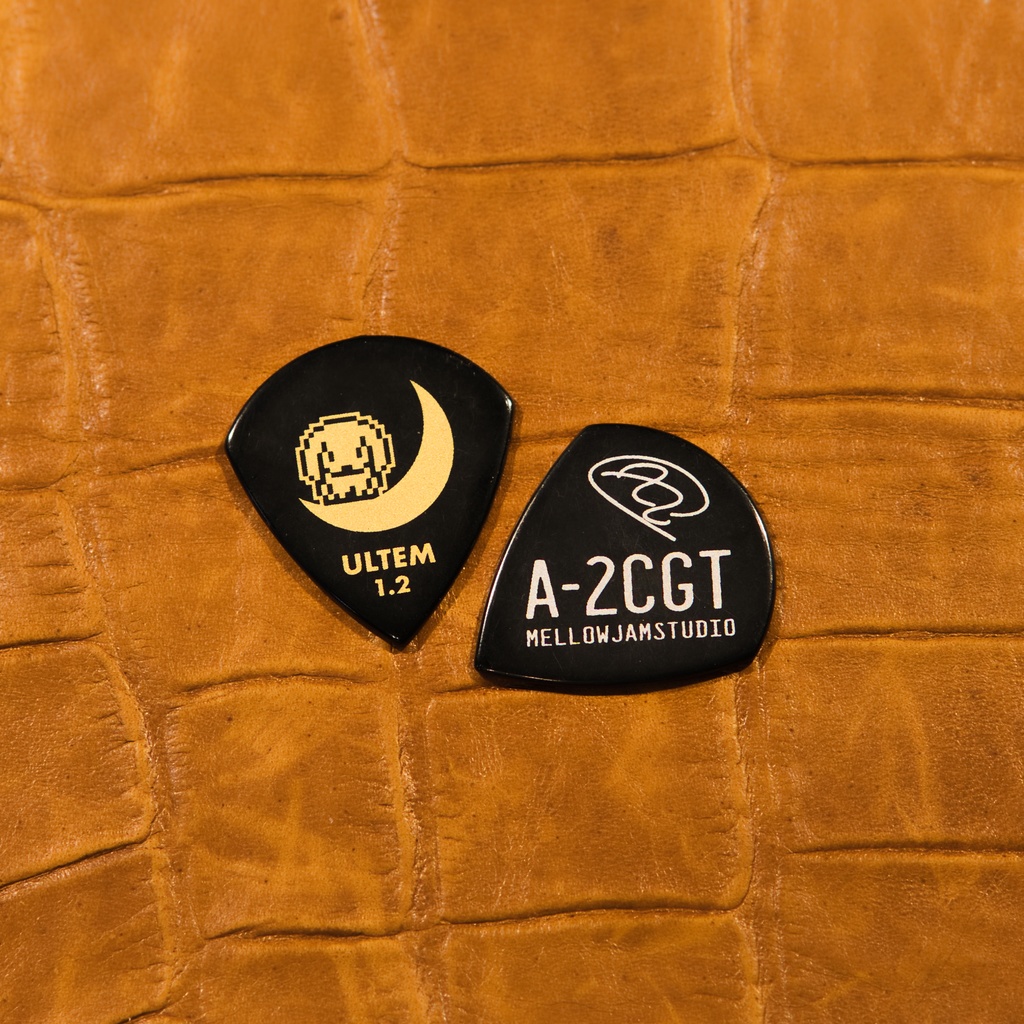 A-2CGT BLACK ULTEM PICK 1.2mm Jazz型 黒ウルテム a2cオリジナルピック【2枚セット】
