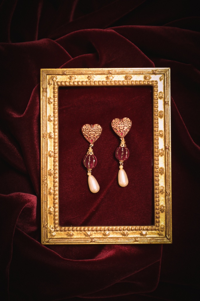 ORNAMENT pierce(red)