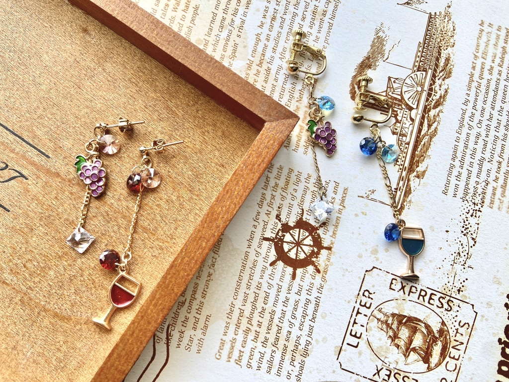 ワイングラス　ピアス／イヤリング