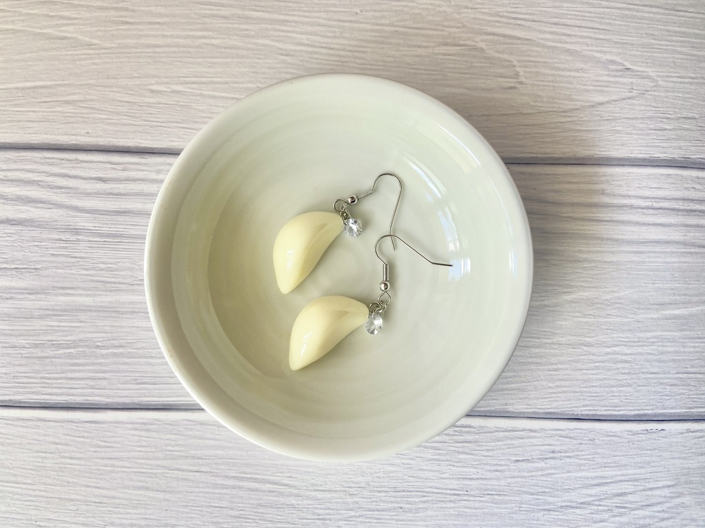 にんにく ピアス/イヤリング