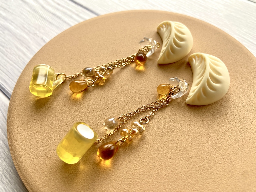 餃子のピアス/イヤリング