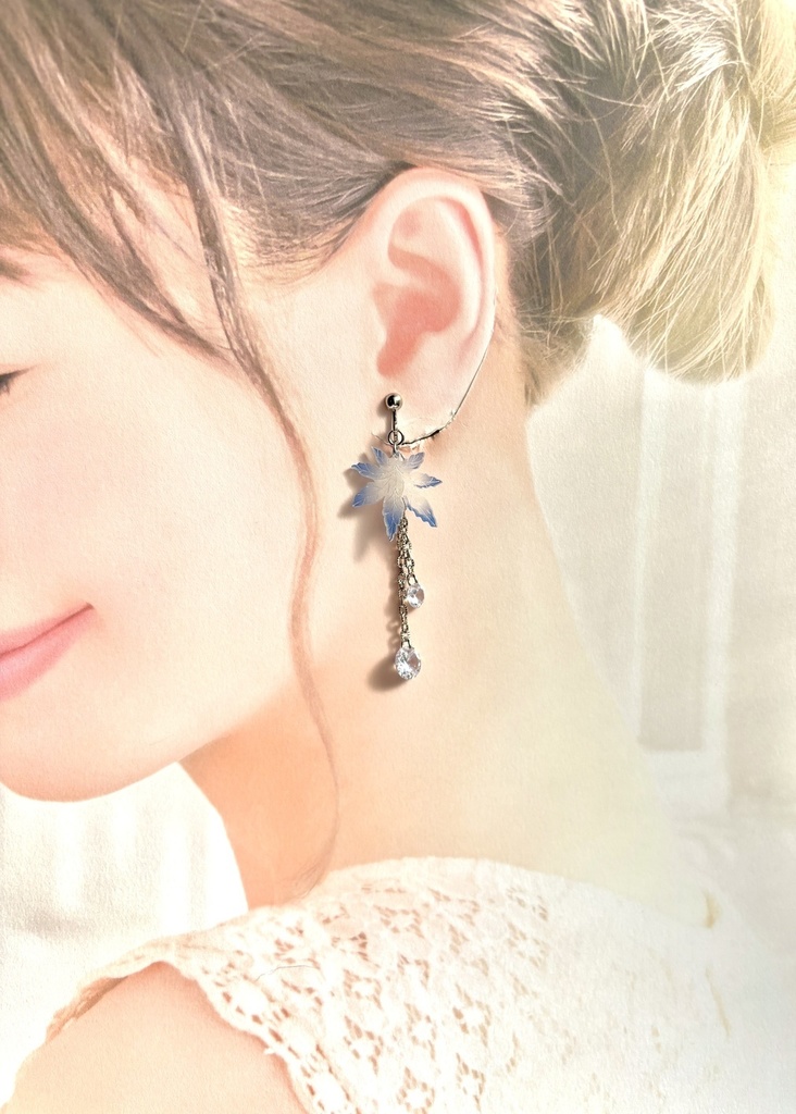 冬の紅葉 ピアス/イヤリング