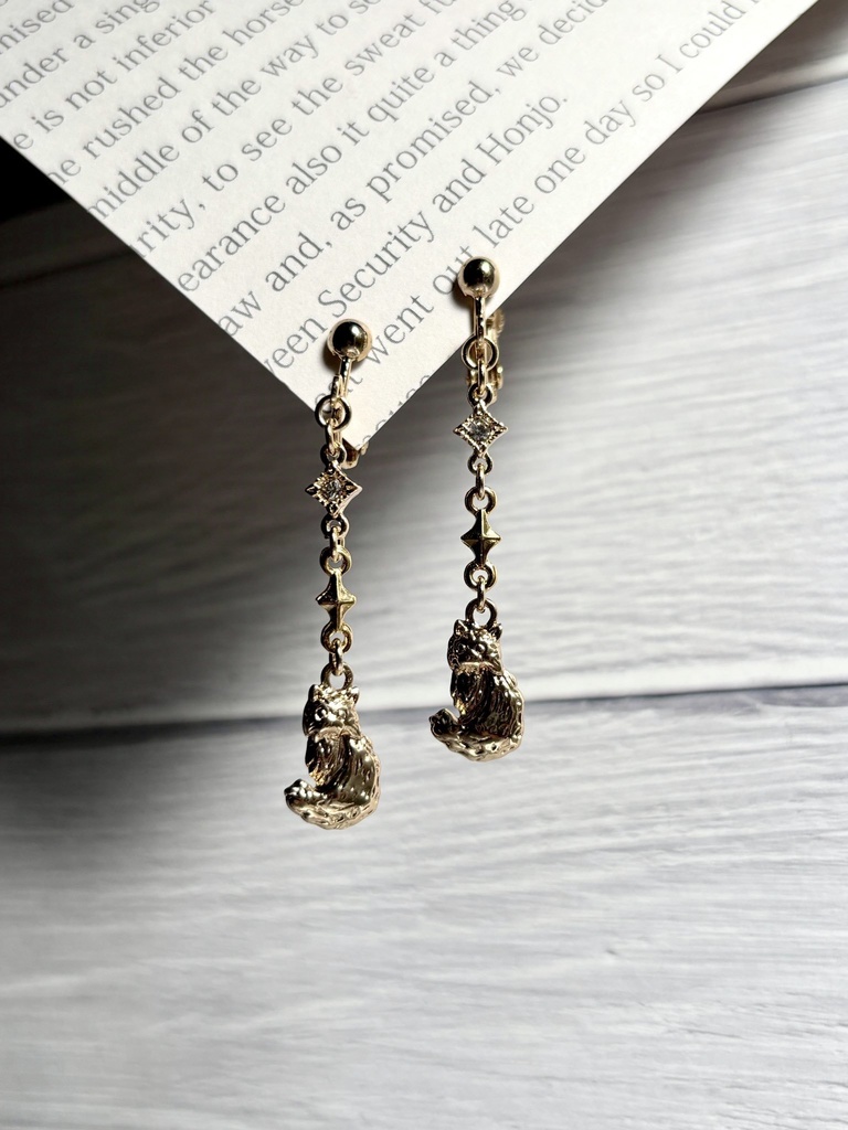 長毛猫のシンプルピアス/イヤリング