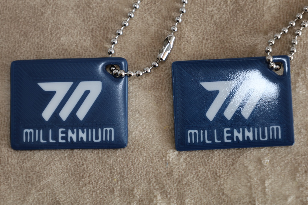 ミレニアムロゴキーホルダー