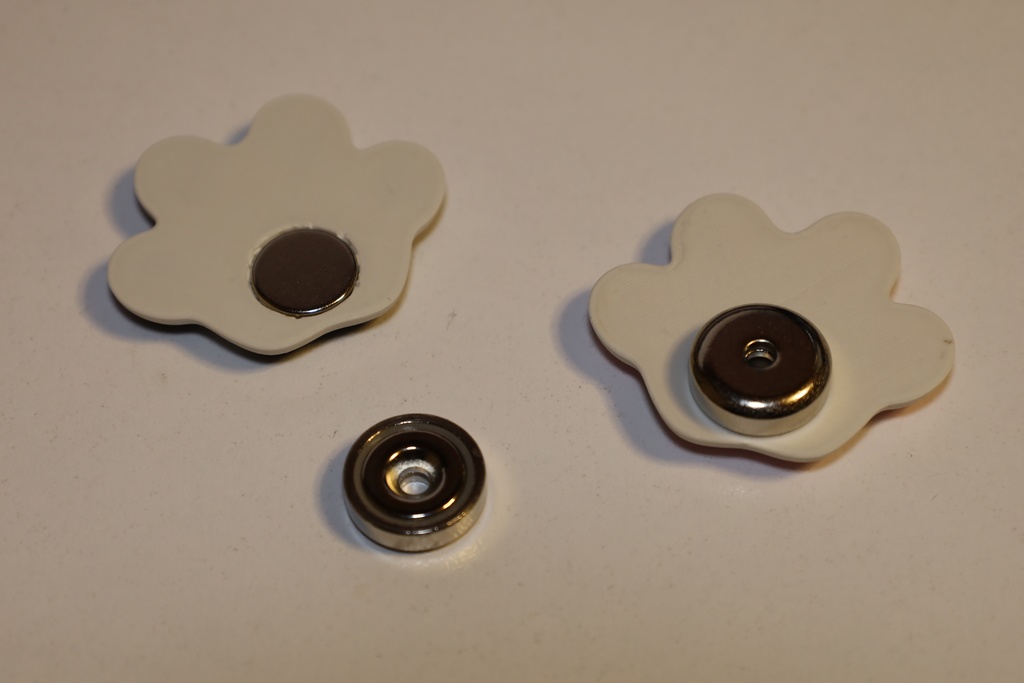 にくきゅうマグネットブローチ(同カラー2個セット)