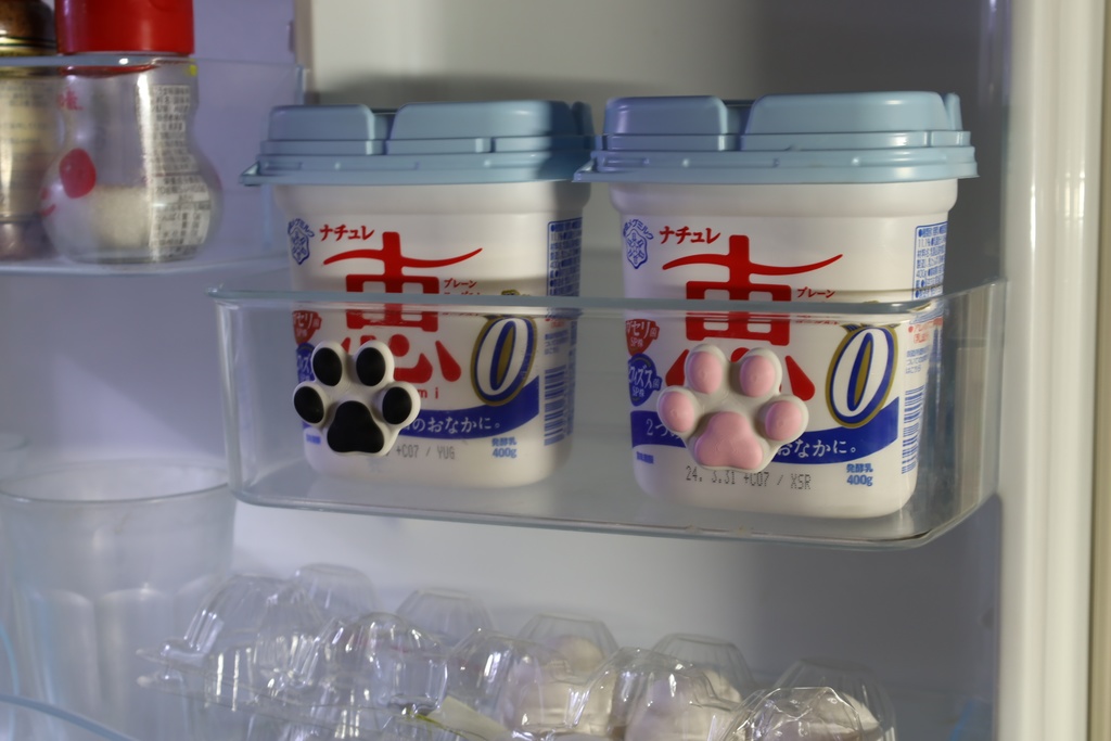 にくきゅうマグネットブローチ(同カラー2個セット)