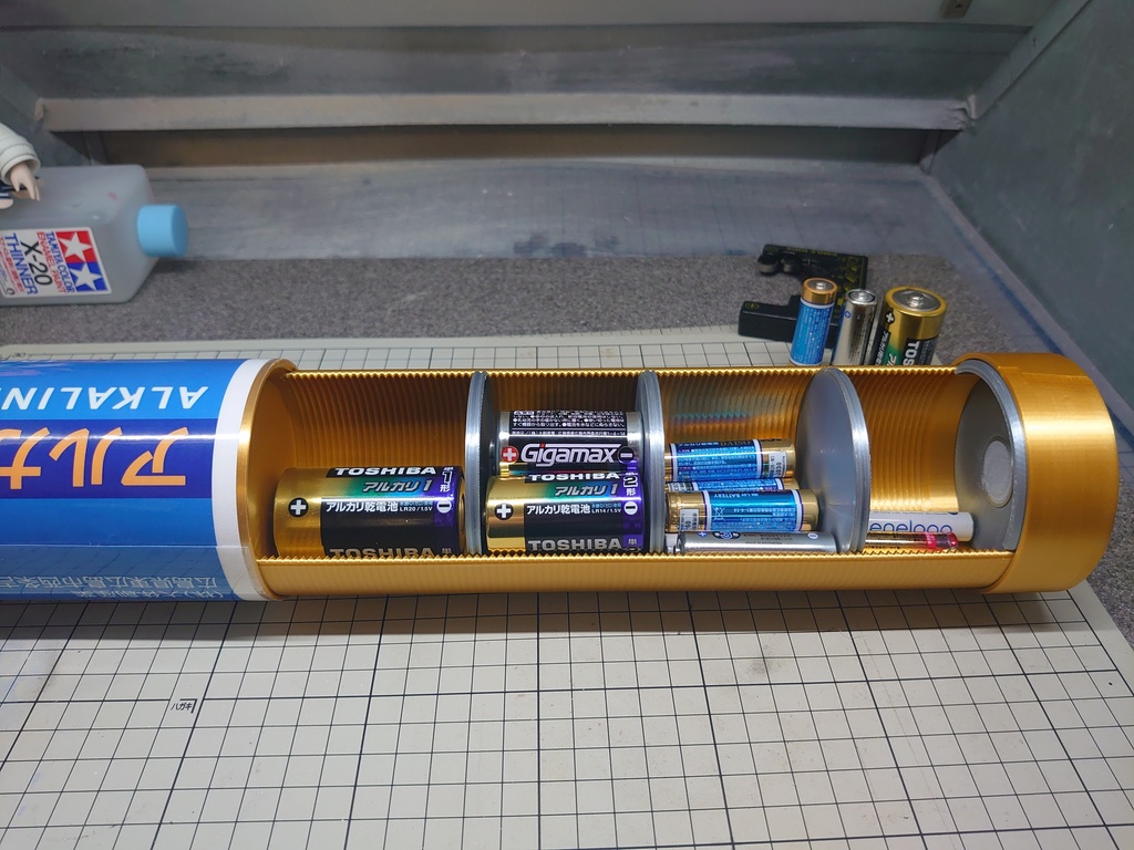 めちゃデカ電池ケース